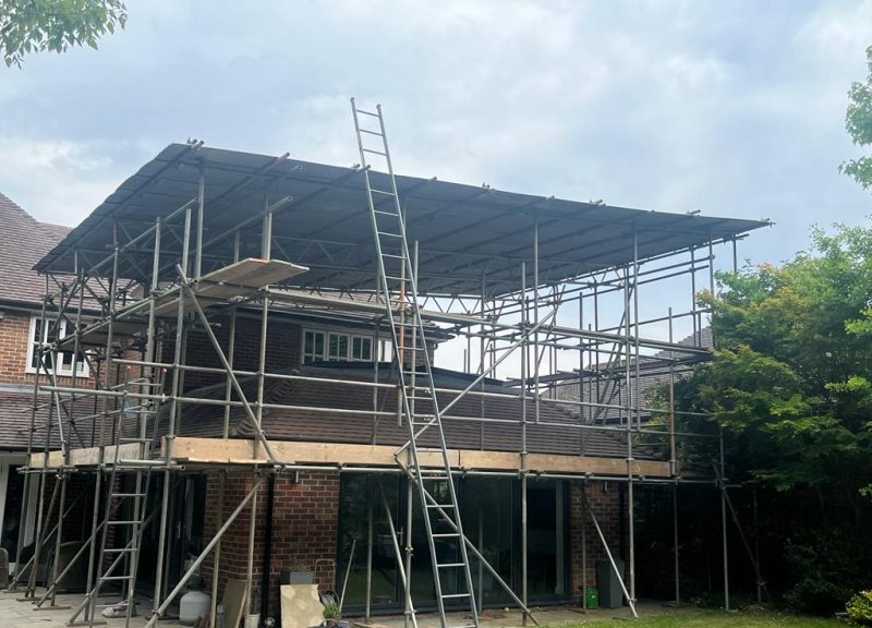 Tin roof structure, Knaphill, GU21